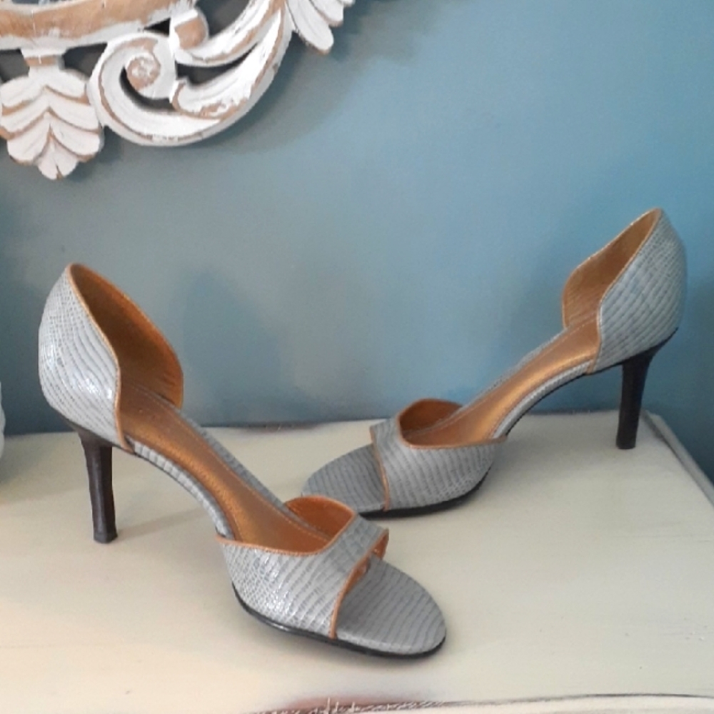 % Lauren Ralph Lauren blue gray reptile Open Toe Heels